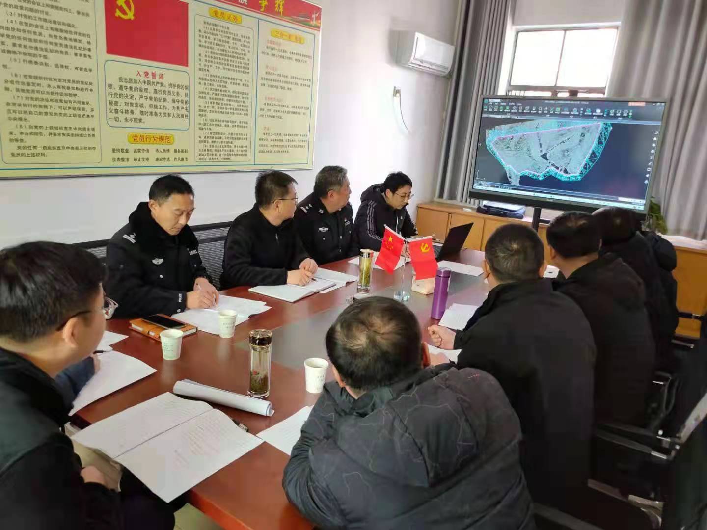 礦產(chǎn)公司組織召開筑圣新型建材廠項(xiàng)目一期工程爆破作業(yè)專家咨詢會